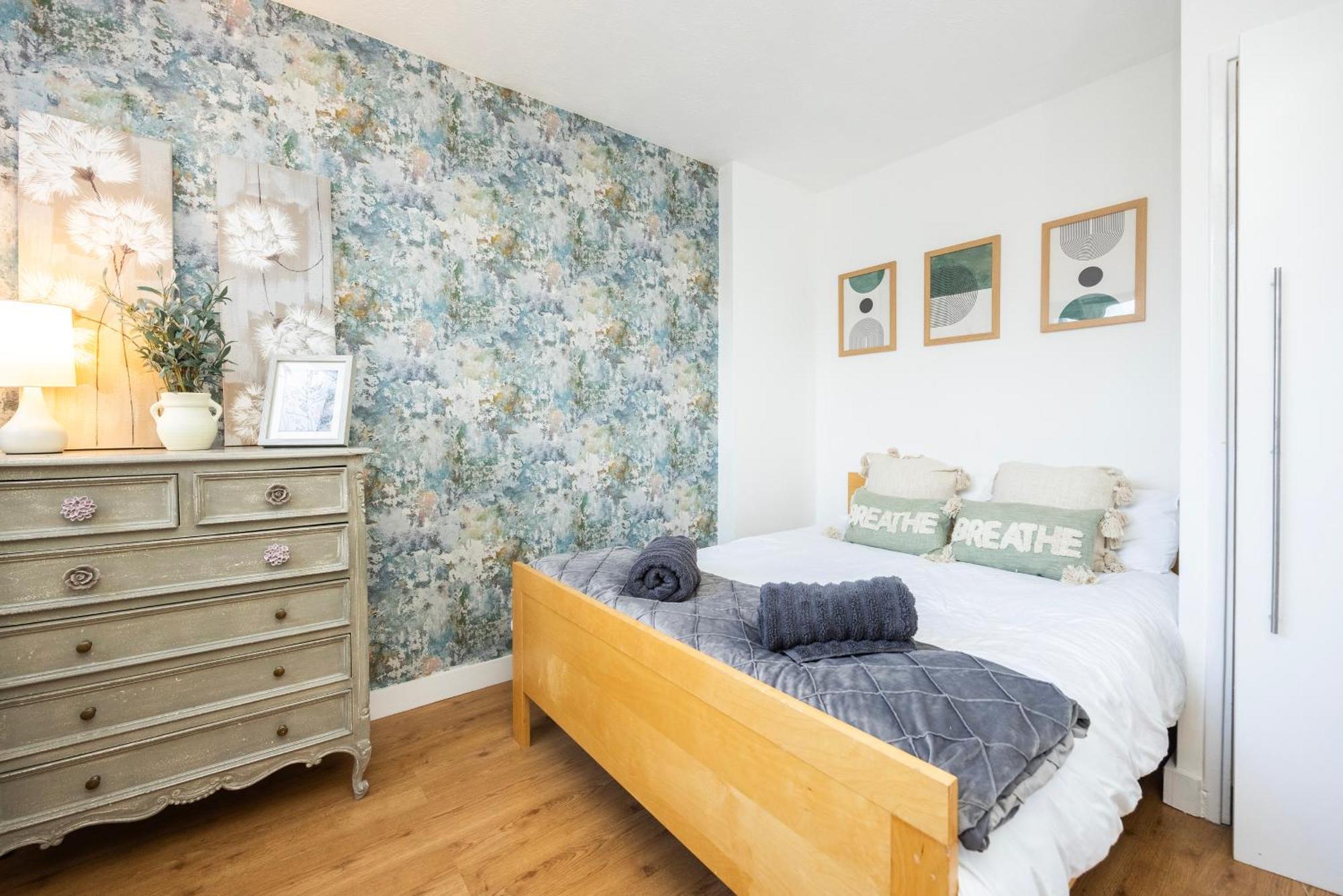 Trendy 4 Bed Apartment Near Vibrant Shoreditch W Balcony And Walking Distance To Tube لندن المظهر الخارجي الصورة