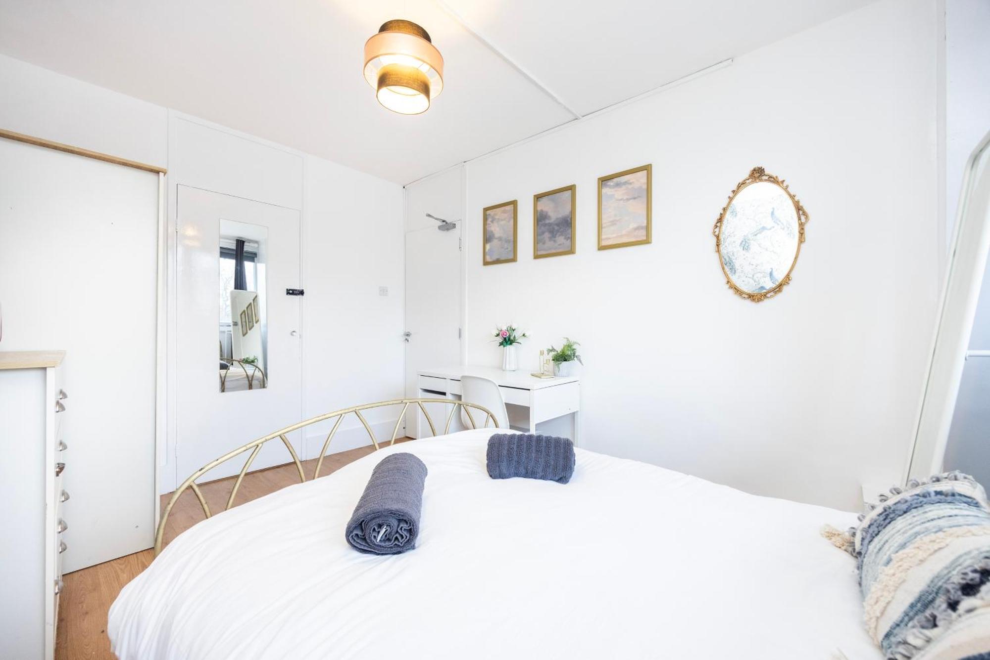 Trendy 4 Bed Apartment Near Vibrant Shoreditch W Balcony And Walking Distance To Tube لندن المظهر الخارجي الصورة